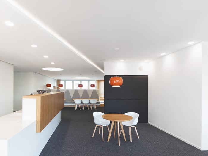 軟件IT公司辦公室前臺裝修設(shè)計(jì)案例效果圖