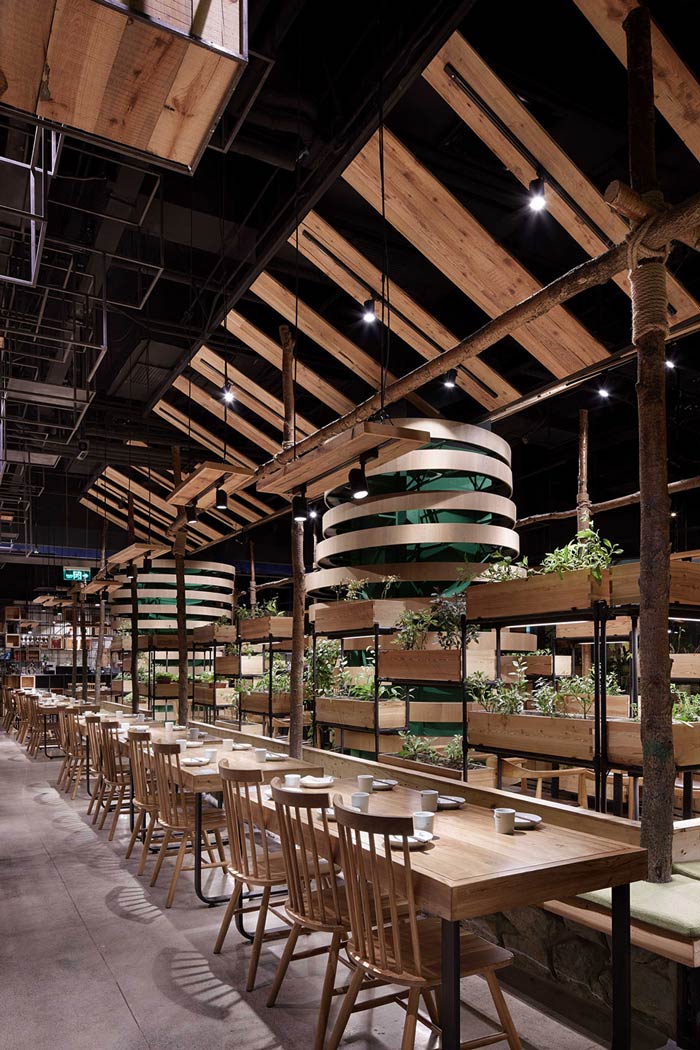 特色生態餐廳餐區裝修設計效果圖