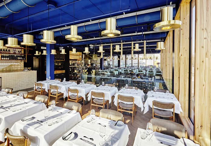 烤肉店餐區(qū)裝修設(shè)計效果圖