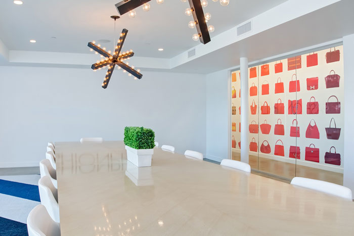 手袋公司辦公室會議室裝修設計效果圖