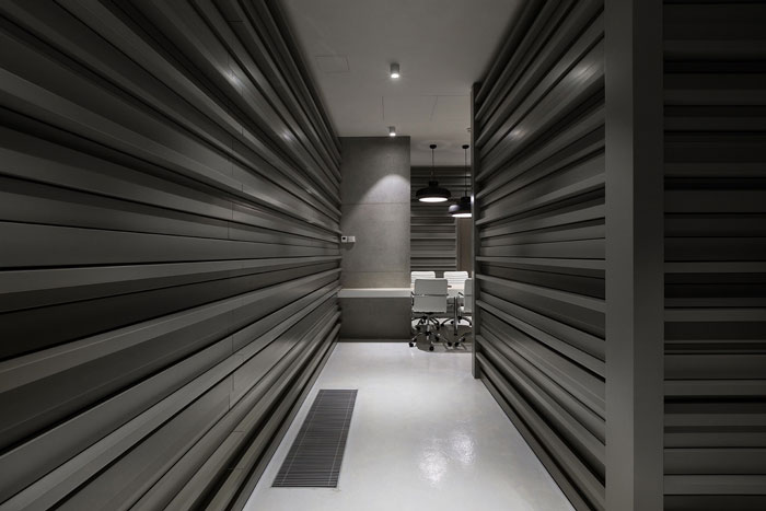 現(xiàn)代辦公室休息區(qū)過(guò)道裝修設(shè)計(jì)效果圖