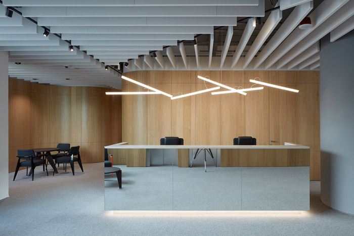 房地產(chǎn)公司前臺裝修設(shè)計效果圖